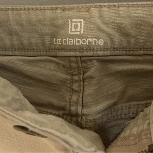 Womens capris. Size 14